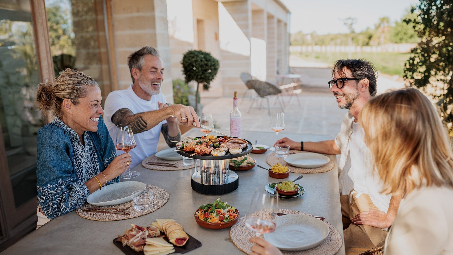 Höfats CIRCLE 35 tafelgrill is de toekomst van koken aan tafel
