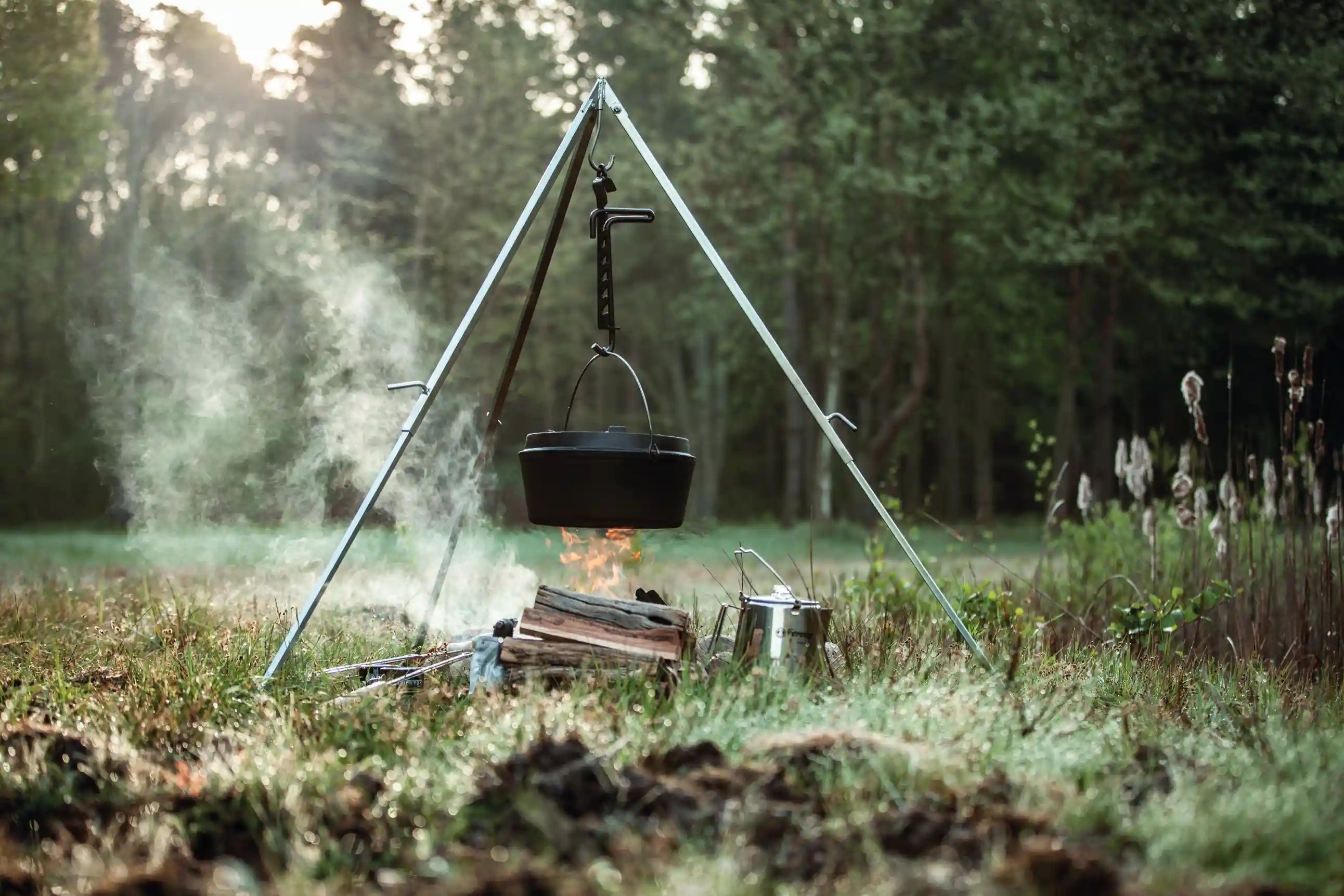 Welke driepoot BBQ is het beste voor koken boven open vuur?