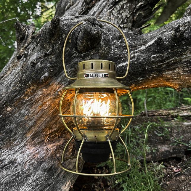 Barebones Railroad Lantern Messing LIV-186 LED-lantaarn