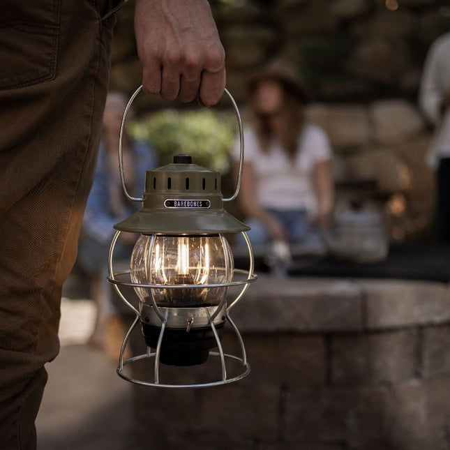 Barebones Railroad Lantern Olive Drab LIV-281 LED-lantaarn