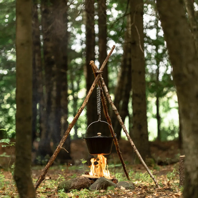 Koken boven het kampvuur met de Espegard Driepoot Ring
