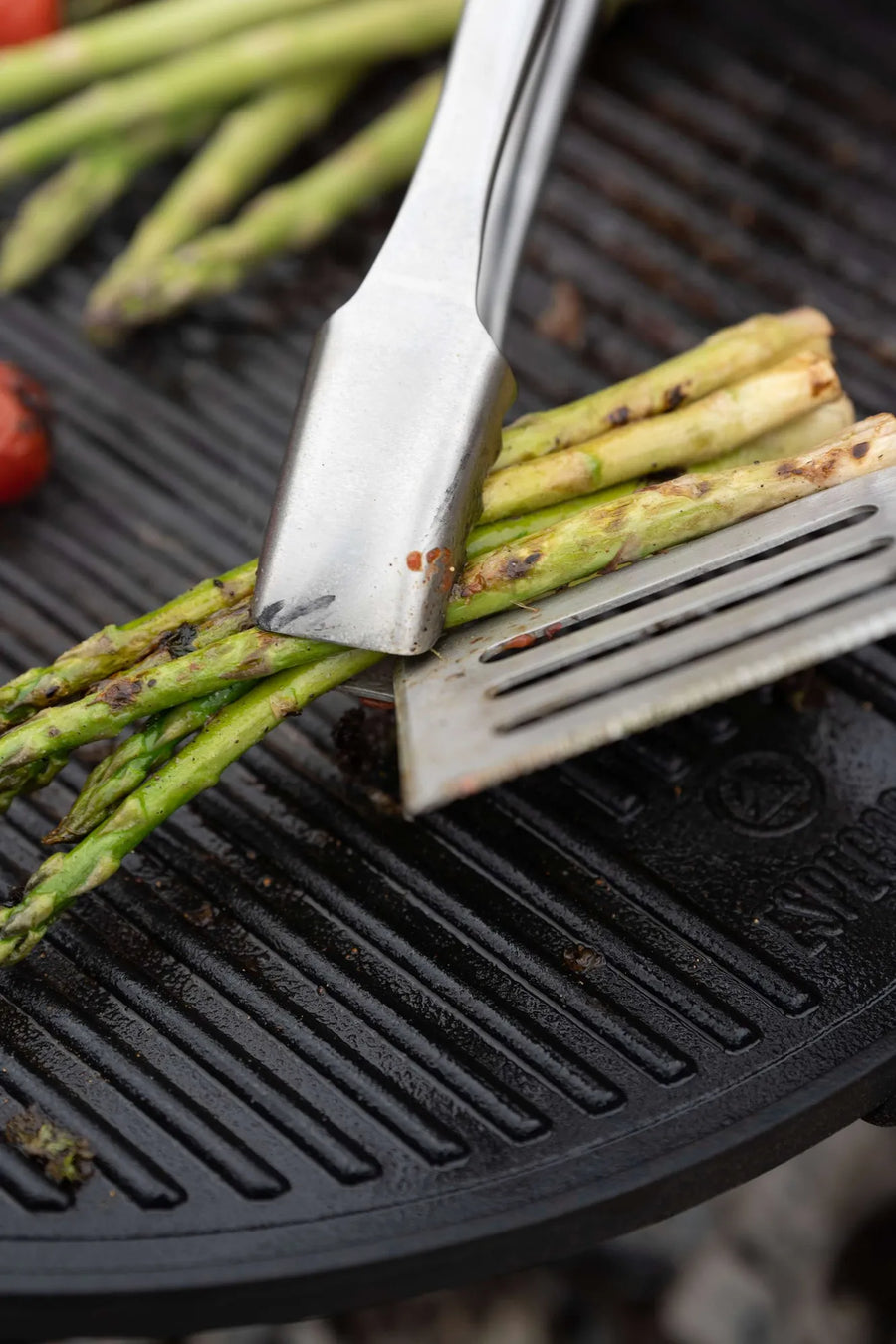 Espegard Grillsett in gebruik bij het kampvuur