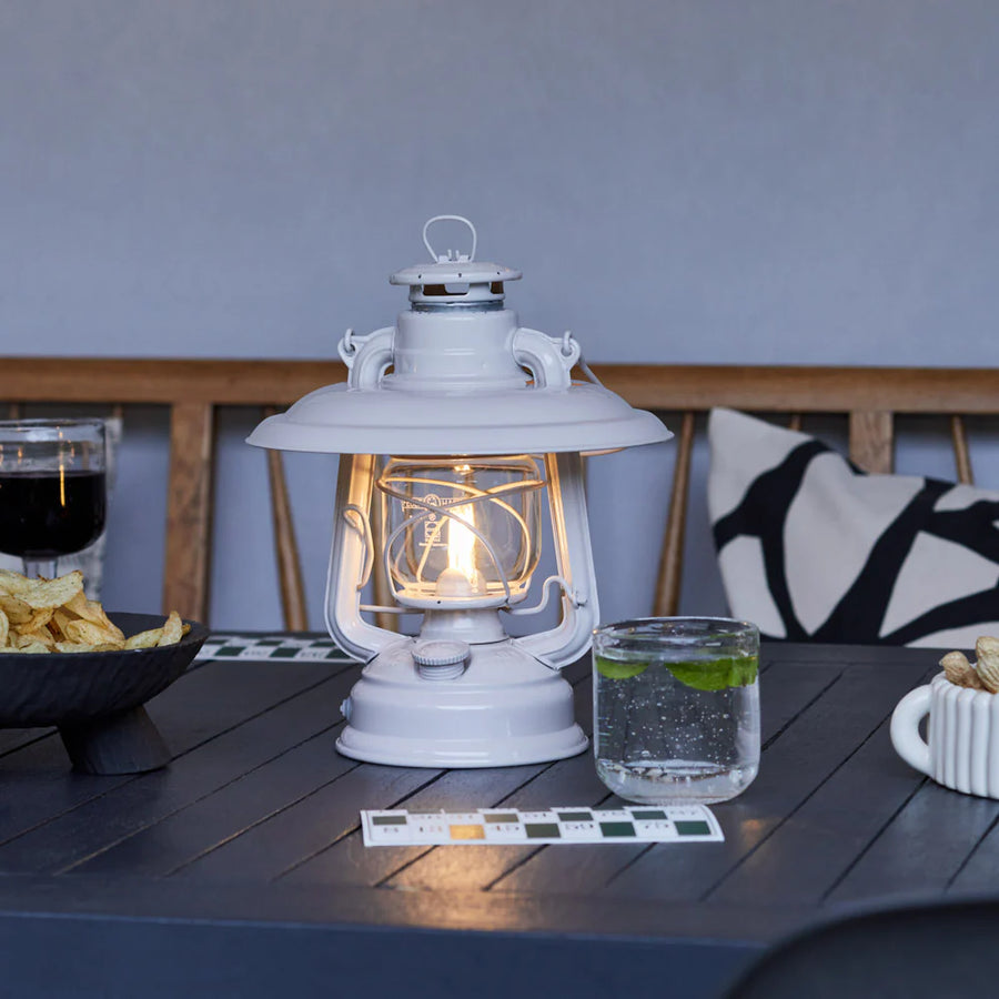 Feuerhand LED Stormlantaarn Baby Special 276 Soft Beige 3