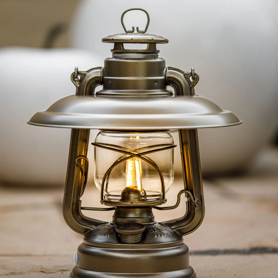 Feuerhand LED Stormlantaarn Baby Special 276 Bronze 2