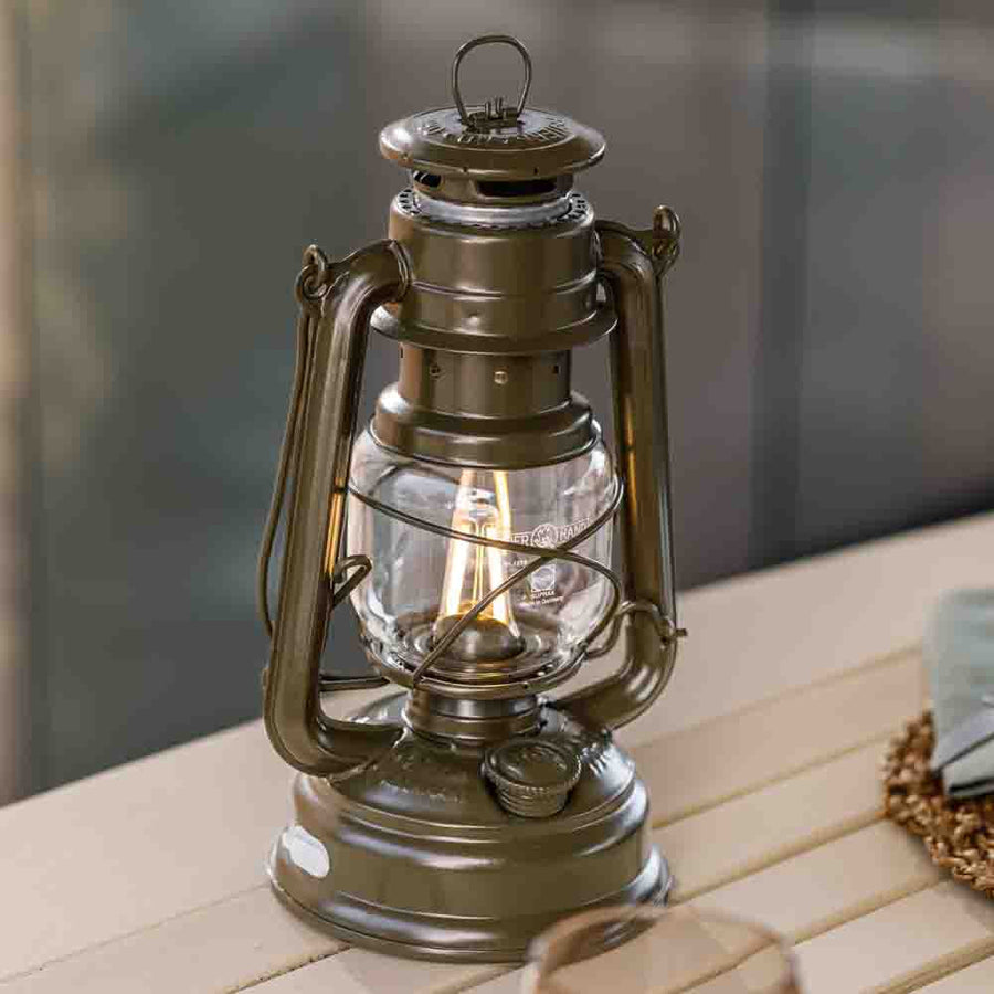Feuerhand LED Stormlantaarn Baby Special 276 Olive 3