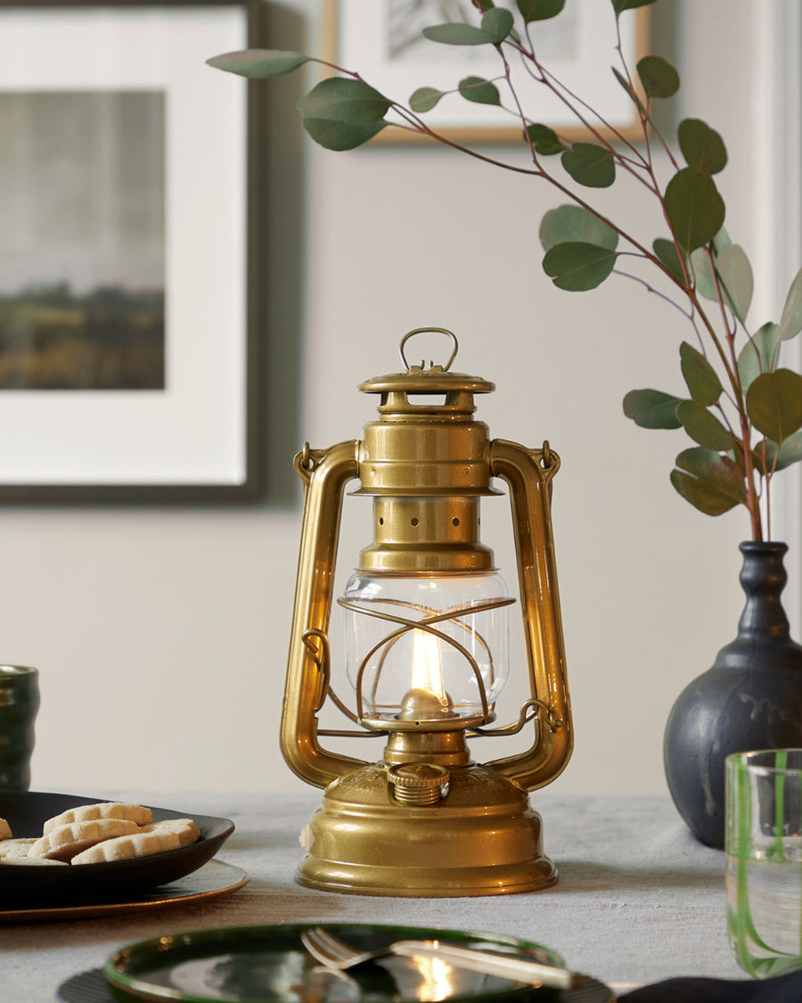 Feuerhand LED Stormlantaarn Baby Special 276 Gold - Firesite