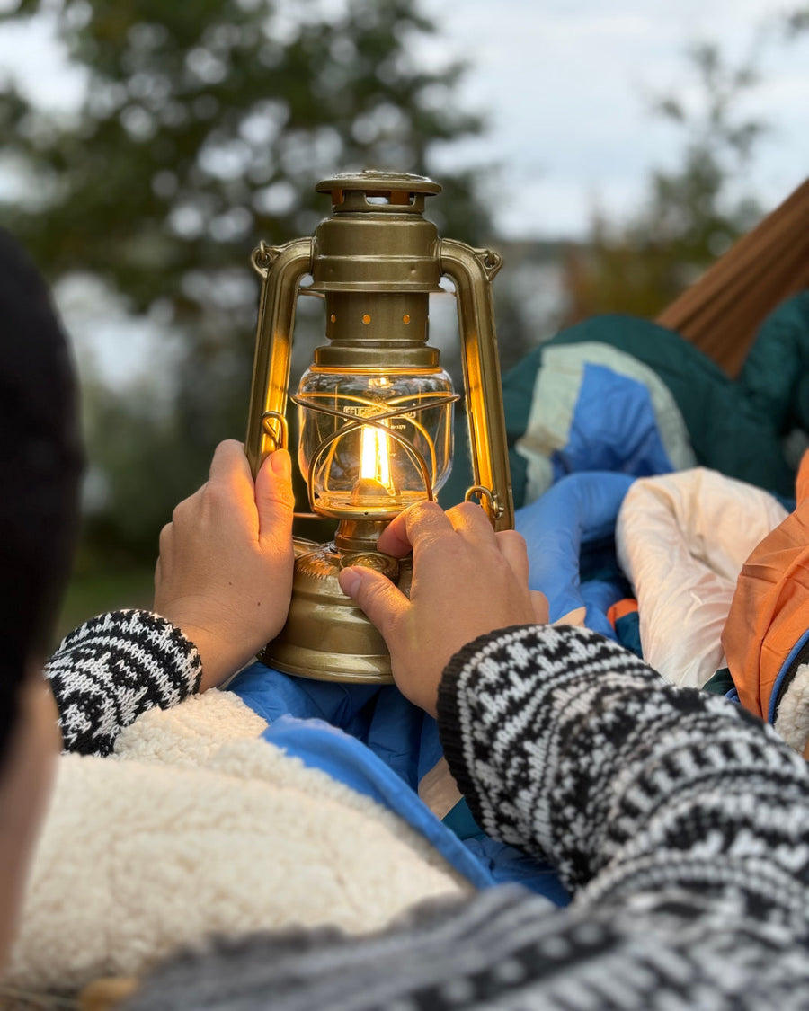 Feuerhand LED Stormlantaarn Baby Special 276 Gold - Firesite
