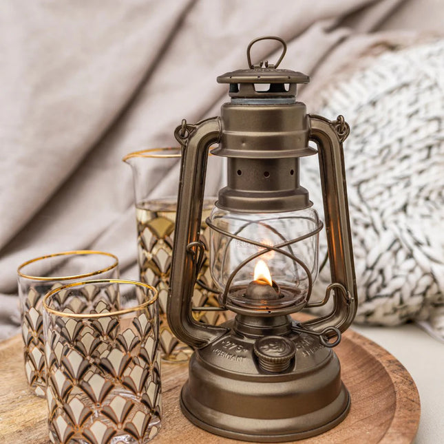 Feuerhand Stormlantaarn Baby Special 276 Bronze