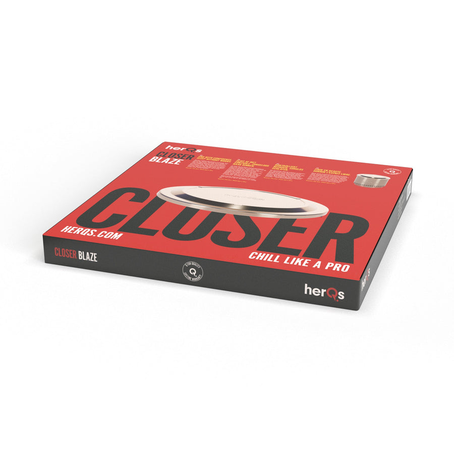 Verpakkingsdoos herQs Closer Blaze zijaanzicht liggend, herQs logo