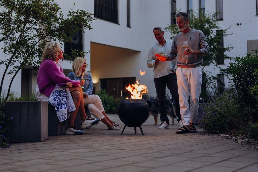 Höfats MOON 45 All Black Vuurschaal met standaard laag 45 cm - Firesite
