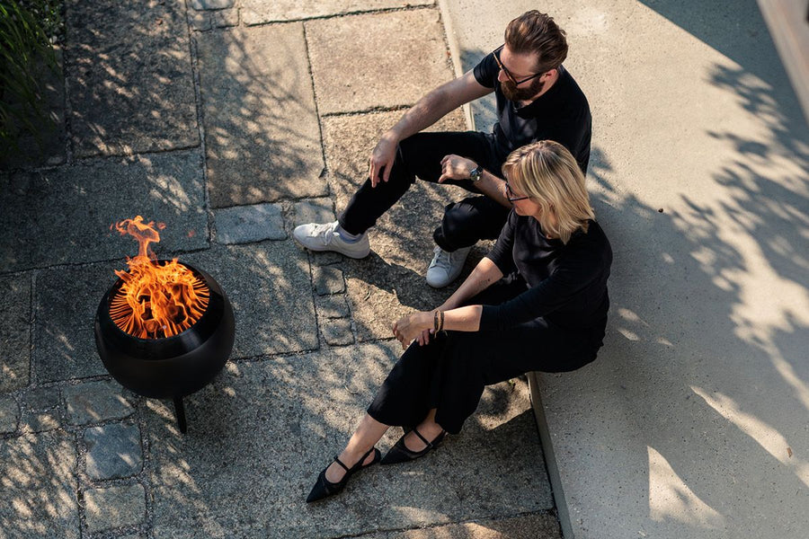 Höfats MOON 45 All Black Vuurschaal met standaard laag 45 cm - Firesite