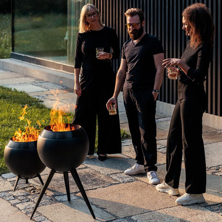 Höfats MOON 45 All Black Vuurschaal met standaard hoog 45 cm - Firesite