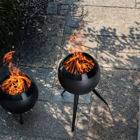 Höfats MOON 45 All Black Vuurschaal met standaard hoog 45 cm - Firesite