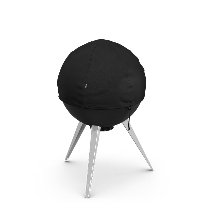 Höfats MOON 55 Beschermhoes over de vuurkorf met hoge standaard