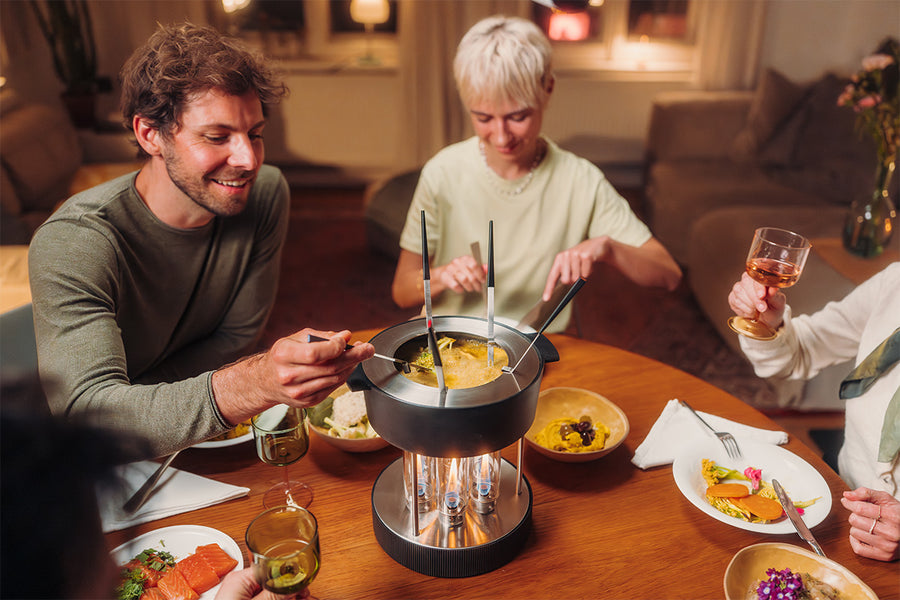 Höfats CIRCLE 35 Fondueset aan tafel