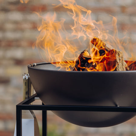 Höfats Buitenkeuken met BOWL 57 - Firesite