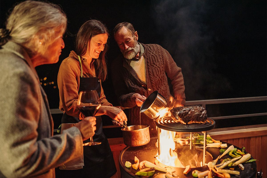 Höfats Bowl 70 Sear Grate Grillrooster op Verstelbare Poten met Handvat - Firesite