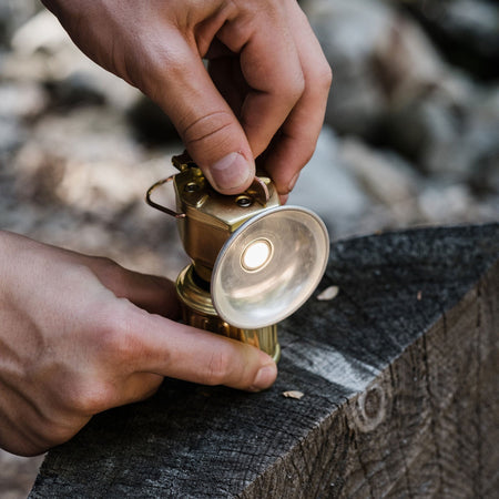 Barebones Miners Lantern Brass LIV-230 LED-lantaarn - Firesite