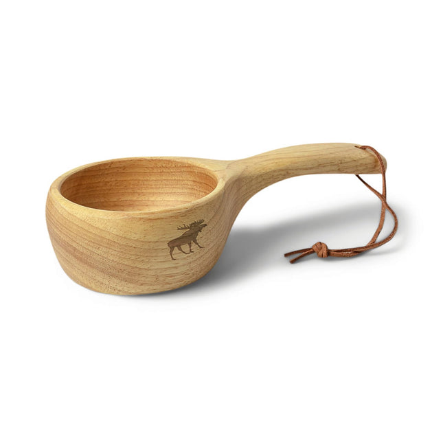 Øyo Houten Hutten Mok met elandmotief en leren koord, liggend