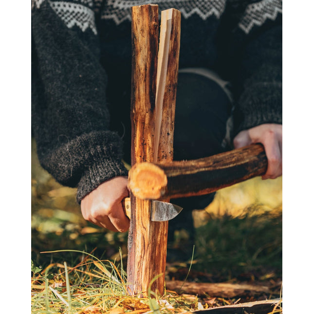 Hout batonneren met het Øyo Jachtmes Femunden