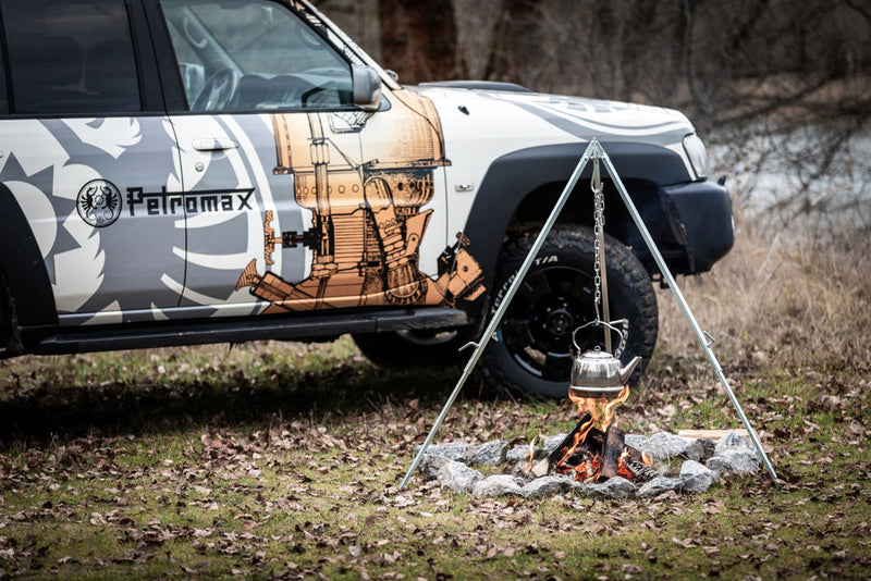 Petromax Driepoot met ketting en haak