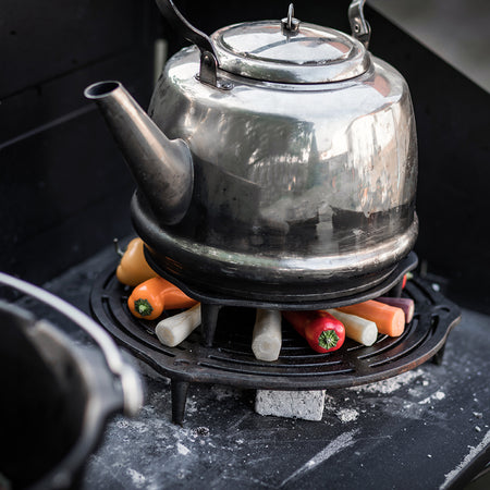 Petromax Gietijzeren onderzetter en inzetrooster met pootjes voor Dutch Oven 23cm