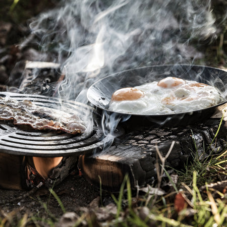 Petromax Gietijzeren onderzetter en inzetrooster met pootjes voor Dutch Oven 23cm