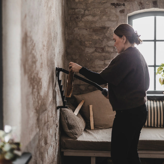 Stikkan Houtklover voor aanmaakhout + Fluffen schapenvacht handgreep Beige
