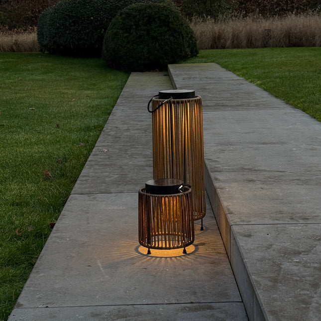 ZOLUNA solar lantaarn Luca Grande Deep Coal sfeerbeeld