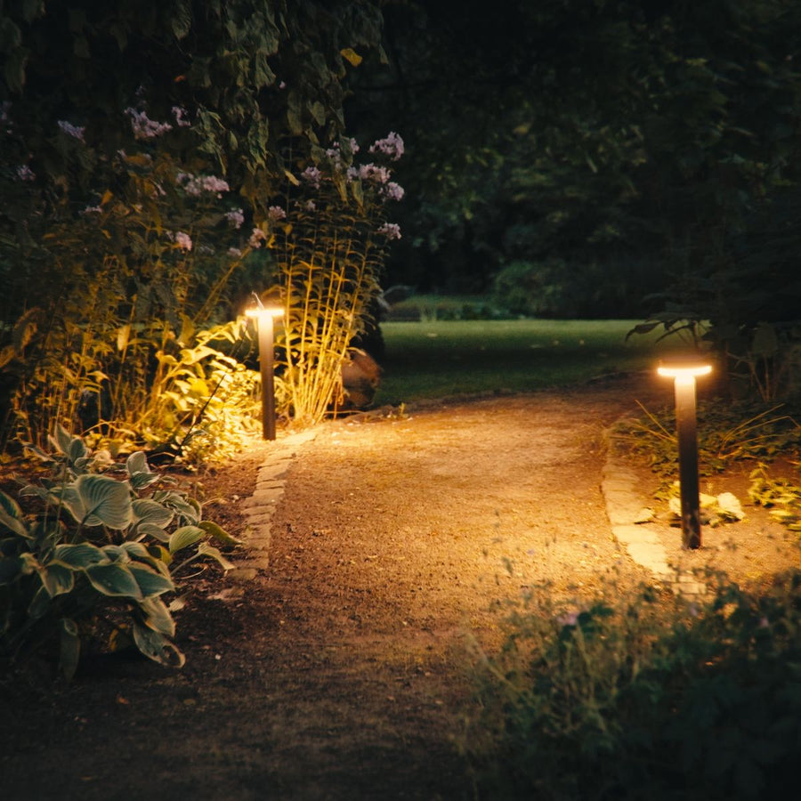 ZOLUNA solar priklamp Guus in de tuin