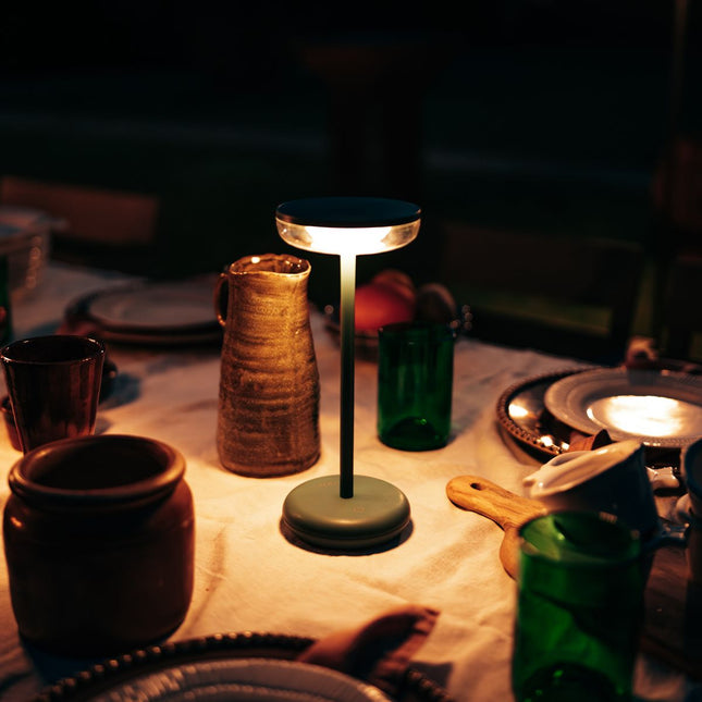ZOLUNA solar tafellamp Bobbie Fresh Green sfeerbeeld