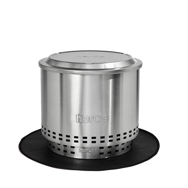 herQs Closer Blaze RVS deksel op Blaze rookvrije vuurkorf met standaard, productfoto witte achtergrond