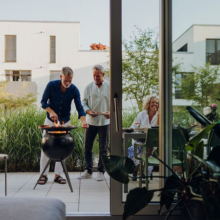 Höfats MOON 45 Grillset hoog All Black Vuurschaal + Plancha - Firesite