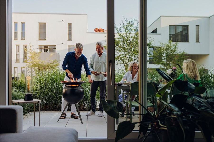 Höfats MOON 45 Grillset hoog All Black Vuurschaal + Plancha - Firesite